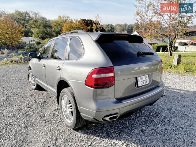 Сірий Порше Cayenne, об'ємом двигуна 3.6 л та пробігом 260 тис. км за 11467 $, фото 4 на Automoto.ua