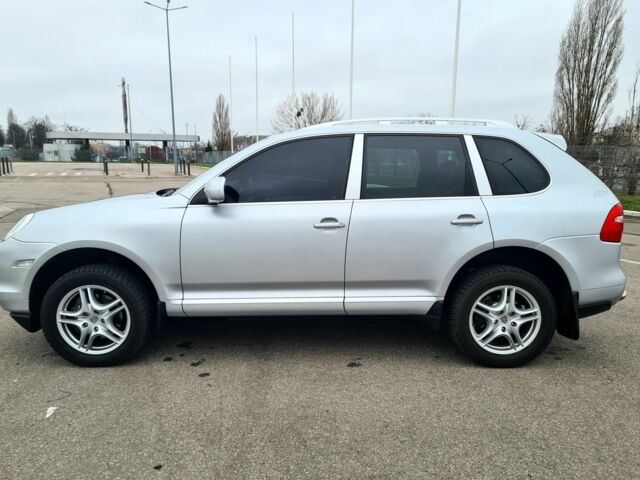 Сірий Порше Cayenne, об'ємом двигуна 3.6 л та пробігом 140 тис. км за 15607 $, фото 3 на Automoto.ua