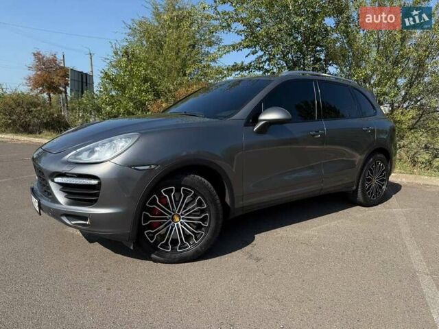Сірий Порше Cayenne, об'ємом двигуна 4.81 л та пробігом 225 тис. км за 14200 $, фото 6 на Automoto.ua