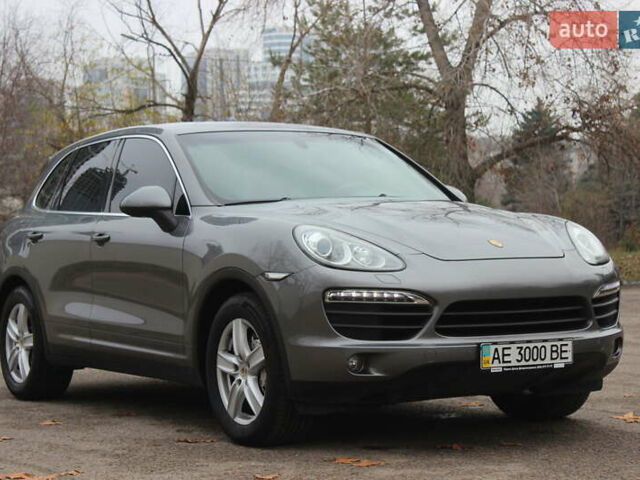 Сірий Порше Cayenne, об'ємом двигуна 4.81 л та пробігом 84 тис. км за 24999 $, фото 8 на Automoto.ua