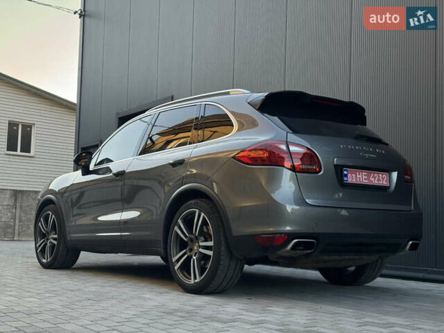 Серый Порше Каен, объемом двигателя 3 л и пробегом 220 тыс. км за 25999 $, фото 8 на Automoto.ua