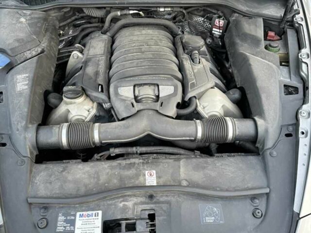 Сірий Порше Cayenne, об'ємом двигуна 4.8 л та пробігом 81 тис. км за 22000 $, фото 9 на Automoto.ua