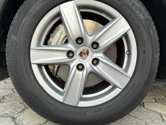 Сірий Порше Cayenne, об'ємом двигуна 4.8 л та пробігом 81 тис. км за 22000 $, фото 11 на Automoto.ua