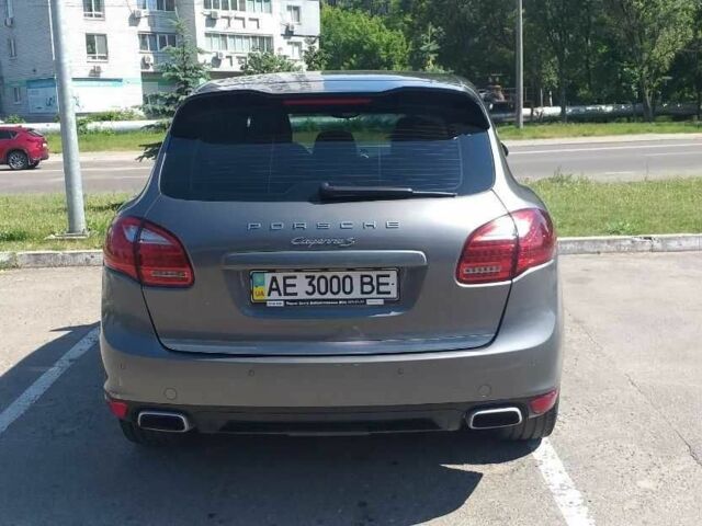 Сірий Порше Cayenne, об'ємом двигуна 4.8 л та пробігом 81 тис. км за 22000 $, фото 4 на Automoto.ua