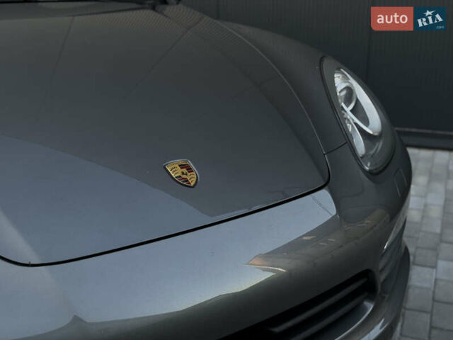 Серый Порше Каен, объемом двигателя 3 л и пробегом 220 тыс. км за 23999 $, фото 17 на Automoto.ua