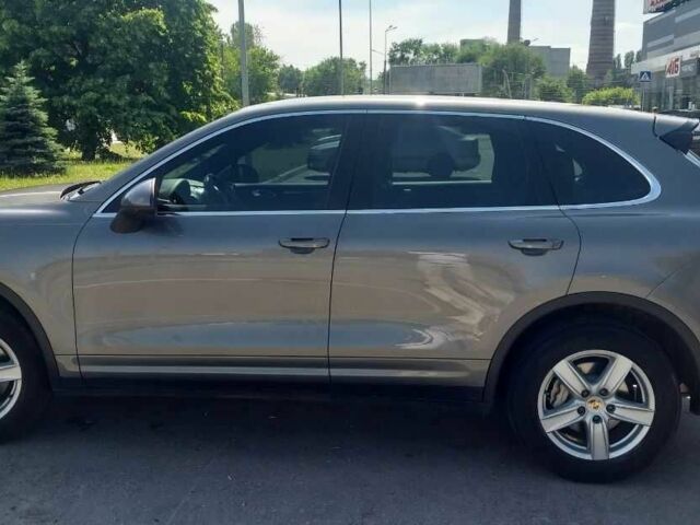 Сірий Порше Cayenne, об'ємом двигуна 4.8 л та пробігом 81 тис. км за 22000 $, фото 5 на Automoto.ua