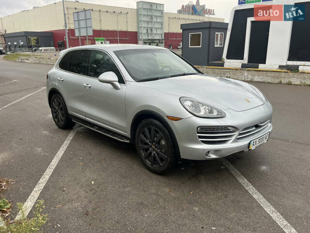 Серый Порше Каен, объемом двигателя 4.8 л и пробегом 108 тыс. км за 17500 $, фото 2 на Automoto.ua
