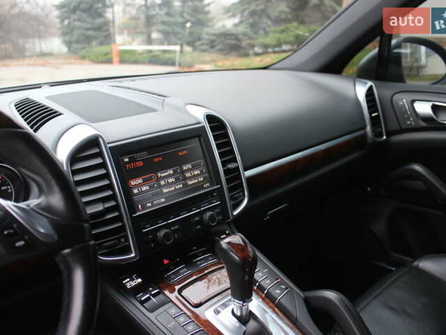 Сірий Порше Cayenne, об'ємом двигуна 4.81 л та пробігом 84 тис. км за 24999 $, фото 47 на Automoto.ua