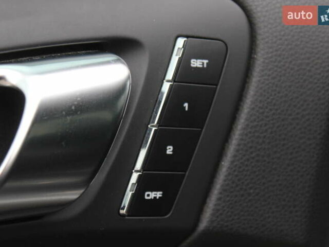 Сірий Порше Cayenne, об'ємом двигуна 4.81 л та пробігом 84 тис. км за 24999 $, фото 25 на Automoto.ua