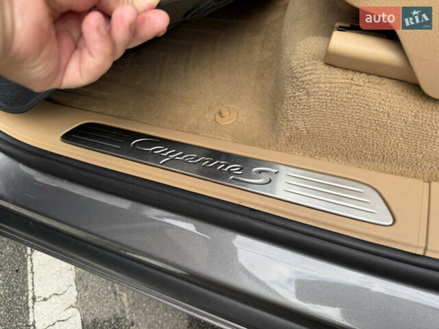 Сірий Порше Cayenne, об'ємом двигуна 3 л та пробігом 138 тис. км за 27000 $, фото 123 на Automoto.ua