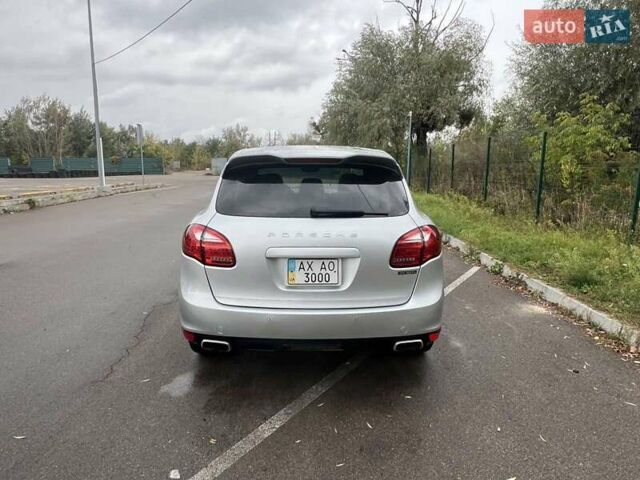 Серый Порше Каен, объемом двигателя 0 л и пробегом 107 тыс. км за 22800 $, фото 7 на Automoto.ua