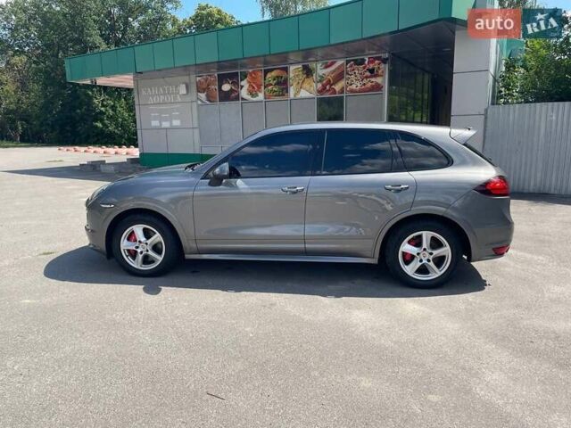 Сірий Порше Cayenne, об'ємом двигуна 4.8 л та пробігом 90 тис. км за 29900 $, фото 2 на Automoto.ua