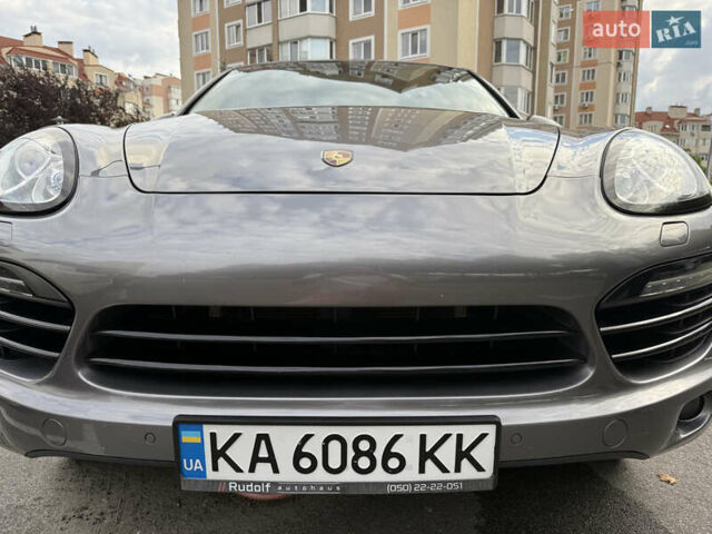 Сірий Порше Cayenne, об'ємом двигуна 3 л та пробігом 138 тис. км за 27000 $, фото 29 на Automoto.ua