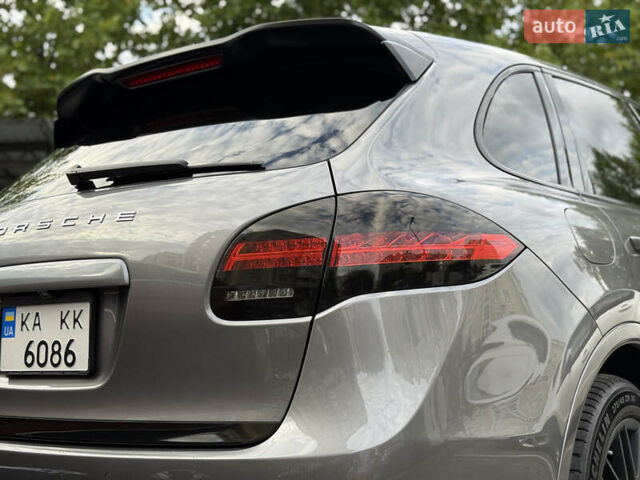 Сірий Порше Cayenne, об'ємом двигуна 3 л та пробігом 138 тис. км за 27000 $, фото 178 на Automoto.ua