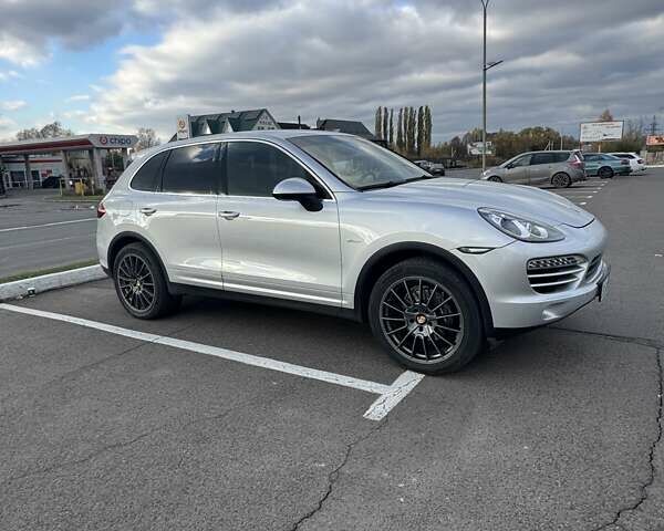 Сірий Порше Cayenne, об'ємом двигуна 2.97 л та пробігом 182 тис. км за 26000 $, фото 2 на Automoto.ua