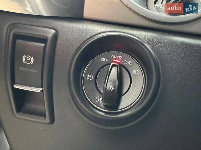 Серый Порше Каен, объемом двигателя 4.81 л и пробегом 235 тыс. км за 15490 $, фото 17 на Automoto.ua