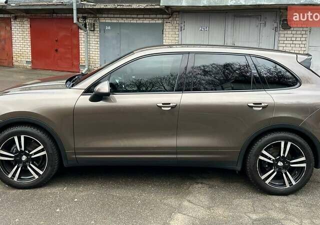 Серый Порше Каен, объемом двигателя 3.6 л и пробегом 196 тыс. км за 18999 $, фото 13 на Automoto.ua