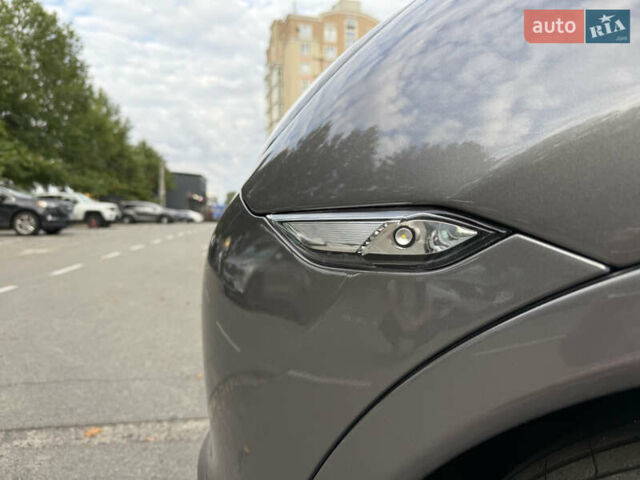 Сірий Порше Cayenne, об'ємом двигуна 3 л та пробігом 138 тис. км за 27000 $, фото 2 на Automoto.ua