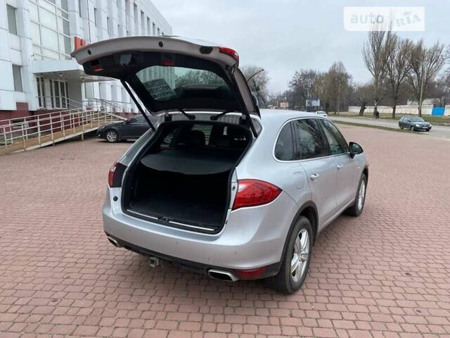 Серый Порше Каен, объемом двигателя 2.97 л и пробегом 187 тыс. км за 26700 $, фото 27 на Automoto.ua