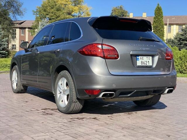 Сірий Порше Cayenne, об'ємом двигуна 3.6 л та пробігом 275 тис. км за 16504 $, фото 6 на Automoto.ua