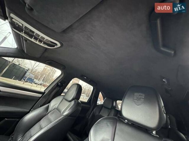 Серый Порше Каен, объемом двигателя 4.81 л и пробегом 235 тыс. км за 16990 $, фото 18 на Automoto.ua