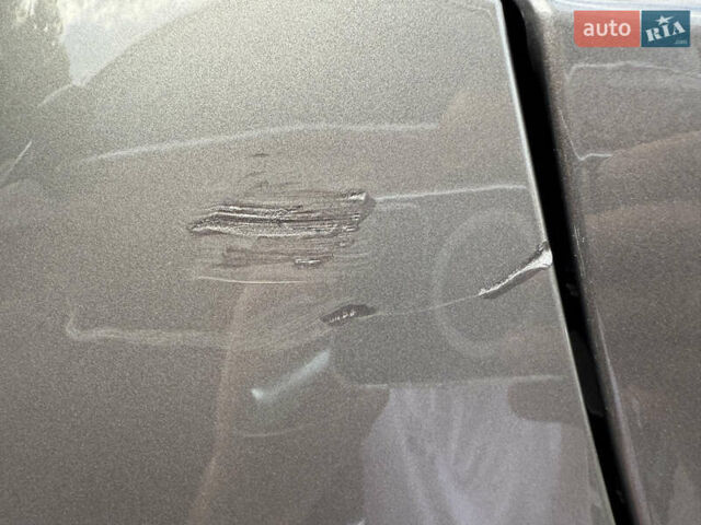 Сірий Порше Cayenne, об'ємом двигуна 3 л та пробігом 138 тис. км за 27000 $, фото 80 на Automoto.ua