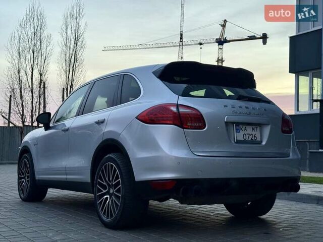 Серый Порше Каен, объемом двигателя 3 л и пробегом 193 тыс. км за 16700 $, фото 7 на Automoto.ua