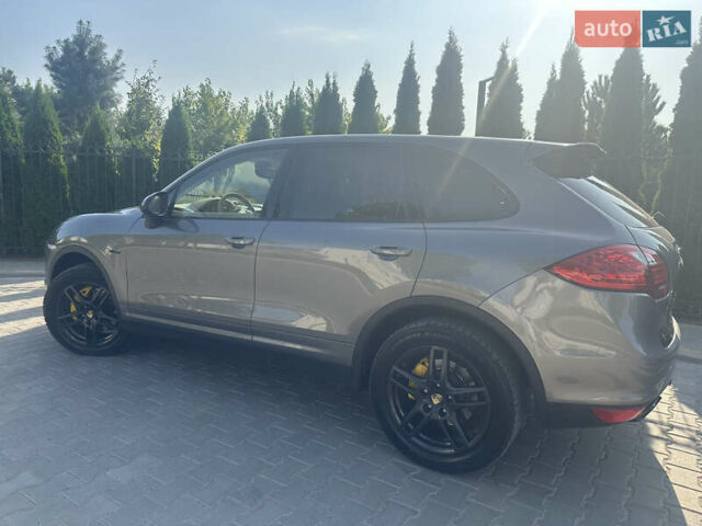 Сірий Порше Cayenne, об'ємом двигуна 3 л та пробігом 180 тис. км за 26900 $, фото 5 на Automoto.ua