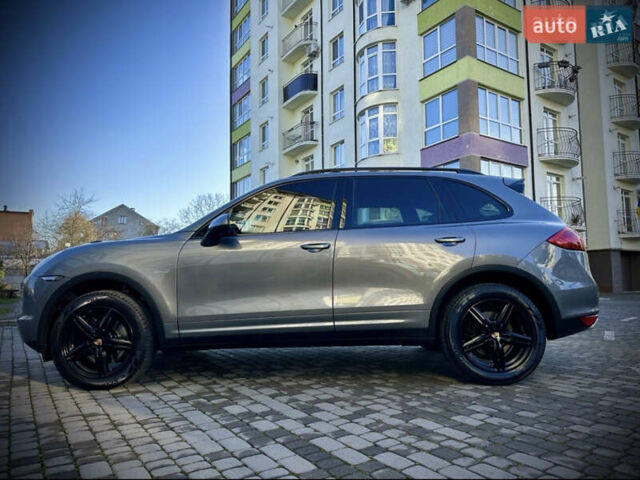Сірий Порше Cayenne, об'ємом двигуна 3 л та пробігом 230 тис. км за 27777 $, фото 2 на Automoto.ua