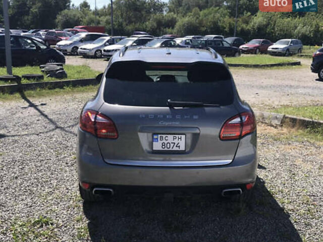 Серый Порше Каен, объемом двигателя 3 л и пробегом 380 тыс. км за 25900 $, фото 3 на Automoto.ua