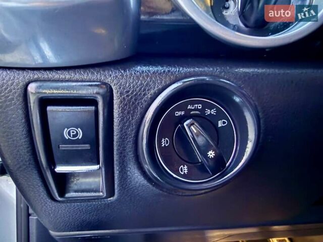 Серый Порше Каен, объемом двигателя 3 л и пробегом 193 тыс. км за 16700 $, фото 44 на Automoto.ua