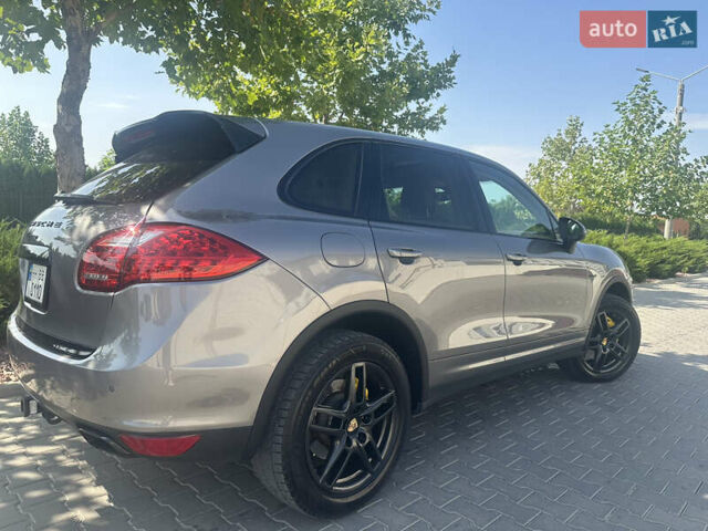 Сірий Порше Cayenne, об'ємом двигуна 3 л та пробігом 180 тис. км за 26900 $, фото 20 на Automoto.ua