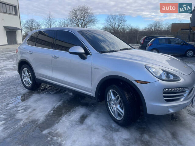 Серый Порше Каен, объемом двигателя 2.97 л и пробегом 223 тыс. км за 23800 $, фото 9 на Automoto.ua