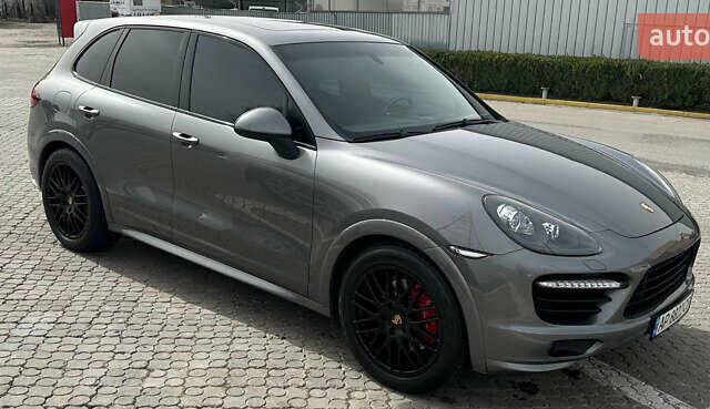 Серый Порше Каен, объемом двигателя 4.81 л и пробегом 84 тыс. км за 29999 $, фото 17 на Automoto.ua