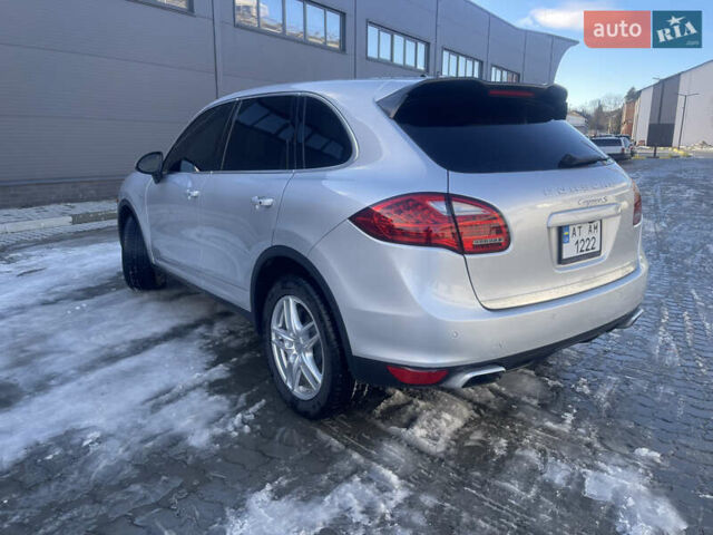 Серый Порше Каен, объемом двигателя 2.97 л и пробегом 223 тыс. км за 23800 $, фото 5 на Automoto.ua