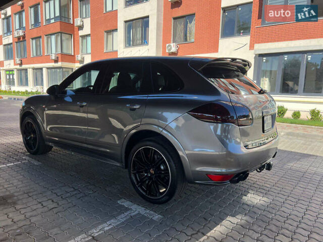 Серый Порше Каен, объемом двигателя 4.81 л и пробегом 145 тыс. км за 26000 $, фото 5 на Automoto.ua