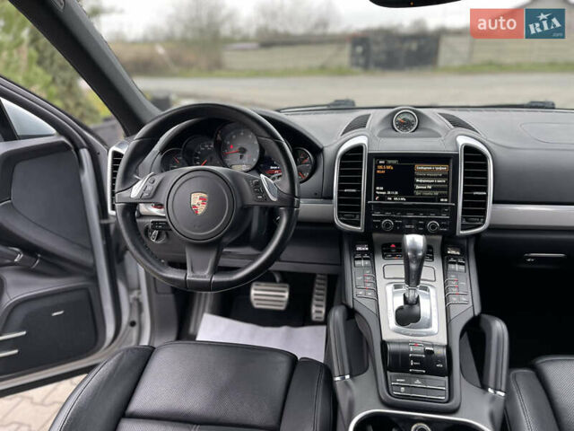 Серый Порше Каен, объемом двигателя 3 л и пробегом 182 тыс. км за 17999 $, фото 23 на Automoto.ua