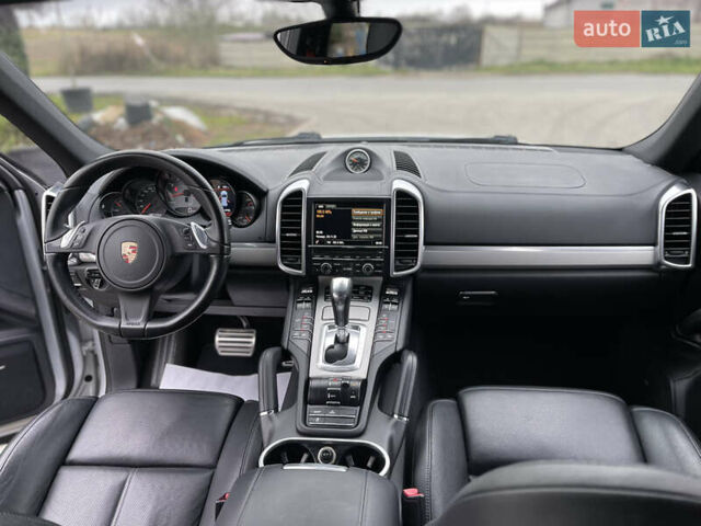 Серый Порше Каен, объемом двигателя 3 л и пробегом 182 тыс. км за 17999 $, фото 22 на Automoto.ua