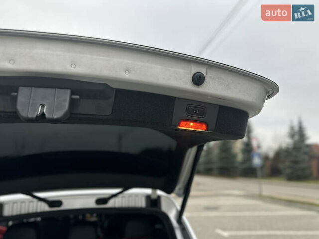 Серый Порше Каен, объемом двигателя 0 л и пробегом 342 тыс. км за 17999 $, фото 24 на Automoto.ua