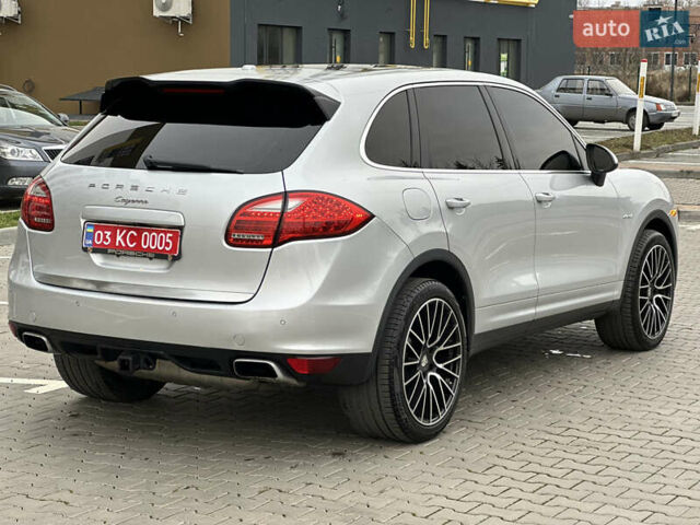 Серый Порше Каен, объемом двигателя 0 л и пробегом 342 тыс. км за 17999 $, фото 6 на Automoto.ua