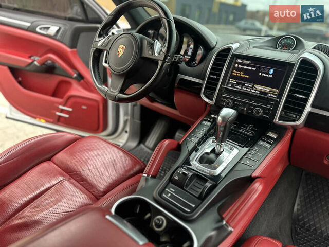 Серый Порше Каен, объемом двигателя 0 л и пробегом 342 тыс. км за 17999 $, фото 33 на Automoto.ua