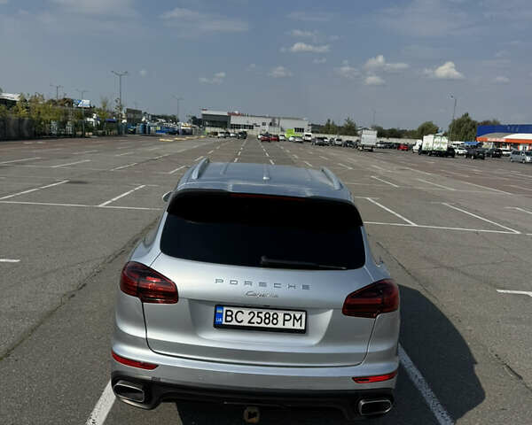 Серый Порше Каен, объемом двигателя 3.6 л и пробегом 199 тыс. км за 19900 $, фото 10 на Automoto.ua