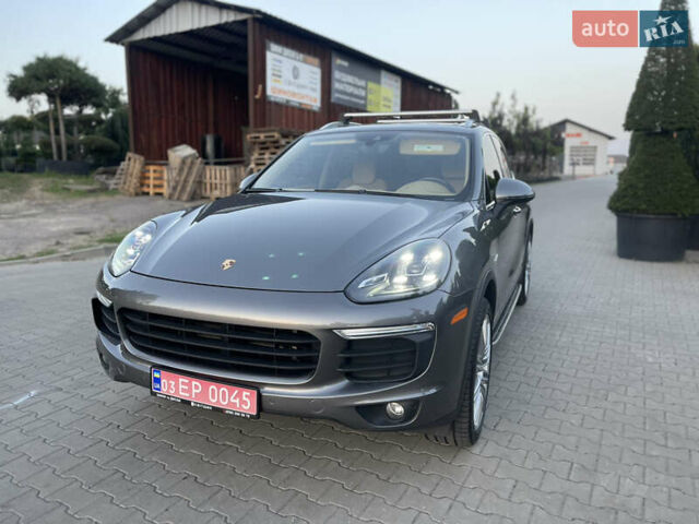 Серый Порше Каен, объемом двигателя 3 л и пробегом 191 тыс. км за 28000 $, фото 15 на Automoto.ua