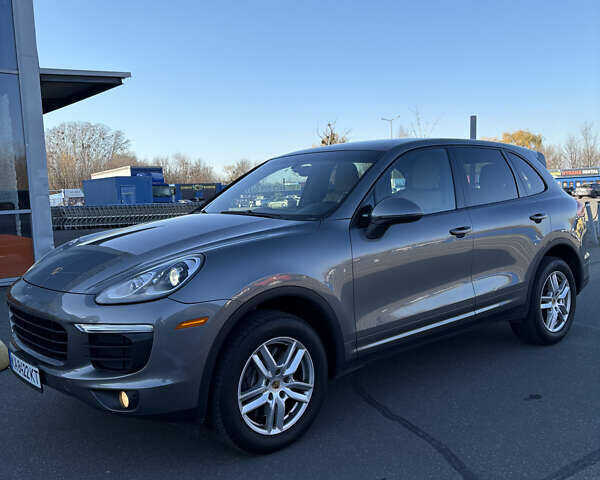 Серый Порше Каен, объемом двигателя 3.6 л и пробегом 171 тыс. км за 27000 $, фото 4 на Automoto.ua