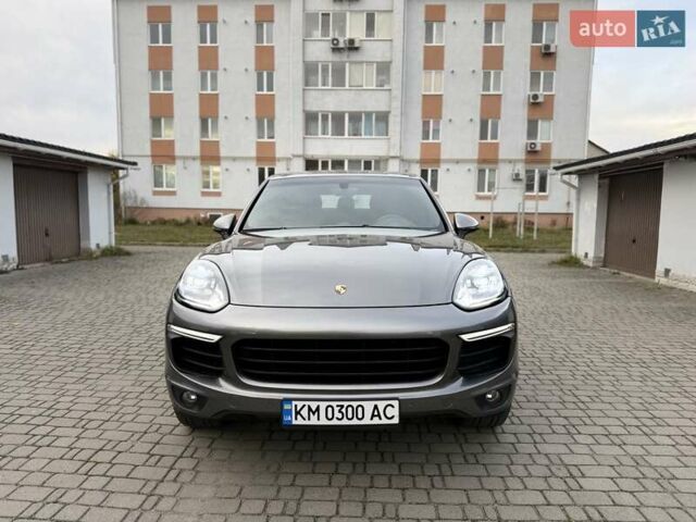 Порше Каен 2015 в Малине на Automoto.ua Серый Порше Каен, объемом двигателя 3 л и пробегом 94 тыс. км за 28700 $, фото 7 на Automoto.ua