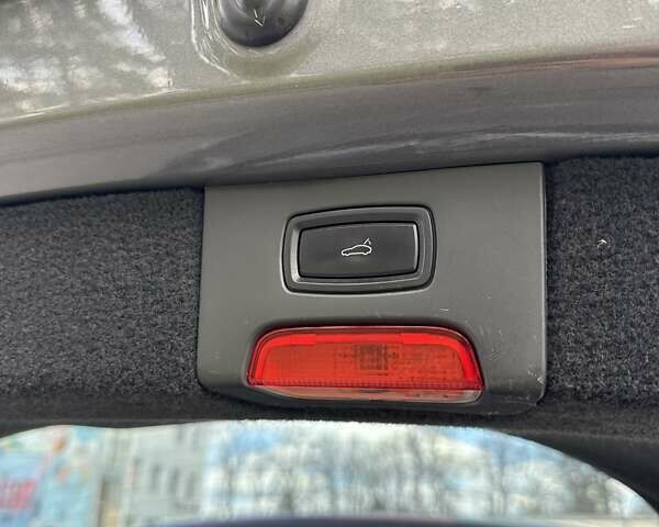 Сірий Порше Cayenne, об'ємом двигуна 2.97 л та пробігом 190 тис. км за 33700 $, фото 31 на Automoto.ua
