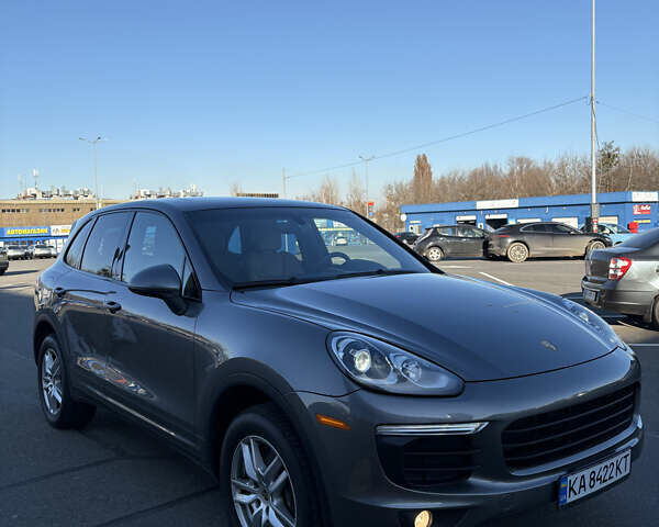 Серый Порше Каен, объемом двигателя 3.6 л и пробегом 171 тыс. км за 27000 $, фото 2 на Automoto.ua