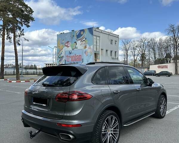 Сірий Порше Cayenne, об'ємом двигуна 2.97 л та пробігом 190 тис. км за 33700 $, фото 12 на Automoto.ua