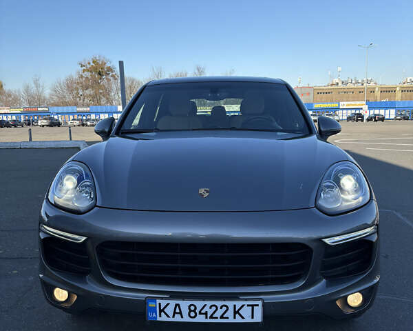 Серый Порше Каен, объемом двигателя 3.6 л и пробегом 171 тыс. км за 27000 $, фото 12 на Automoto.ua