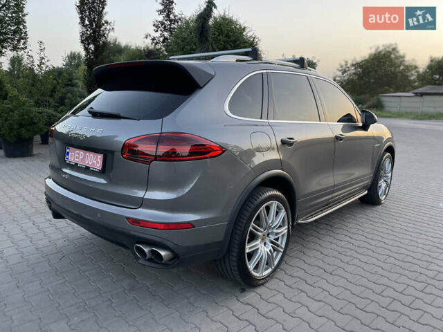 Серый Порше Каен, объемом двигателя 3 л и пробегом 191 тыс. км за 28000 $, фото 8 на Automoto.ua